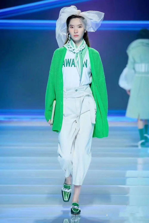 奢么女装新店开业 你衣柜里，还差这样一件衣服